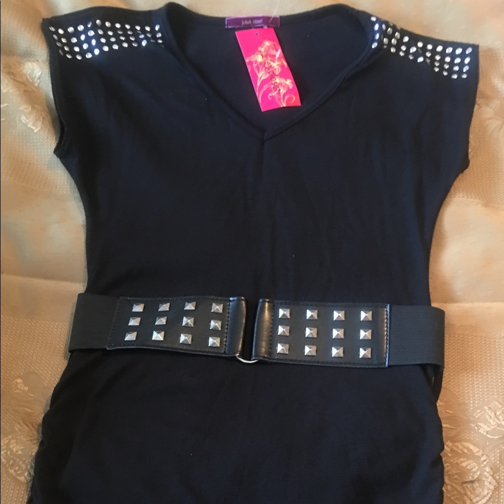 Black top or mini dress with belt size M